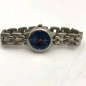 Gucci silver wrist watch
